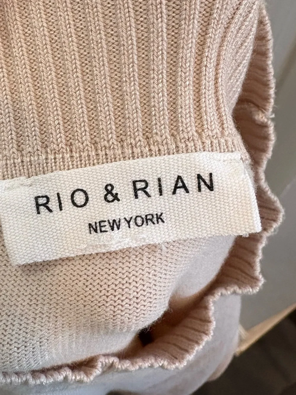 Rio & Rian Classic Cream Turtleneck Sweater - Women - Picture 2 of 4